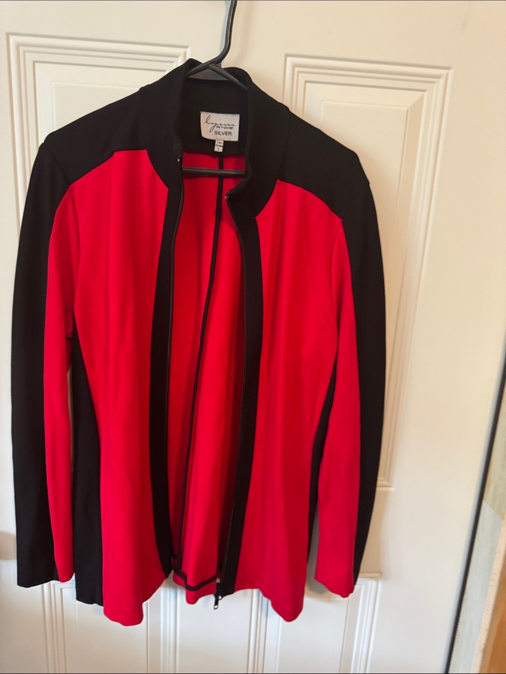 Lynn Ritchie Women's Red & Black Zip-Front Jacket